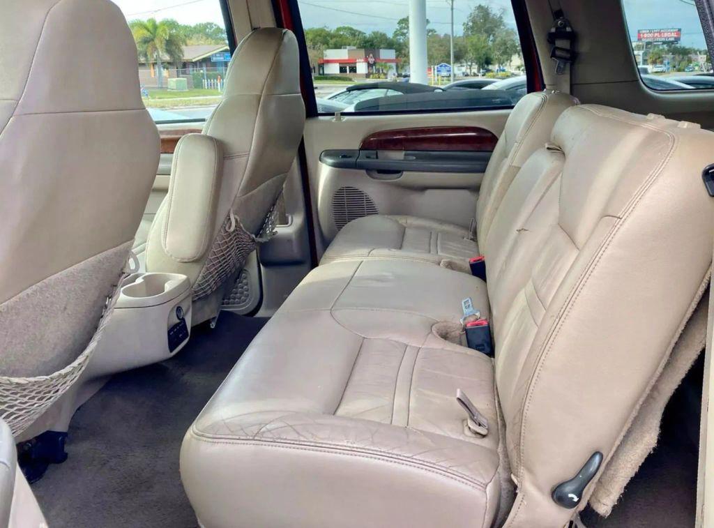 used 2000 Ford Excursion car, priced at $8,995