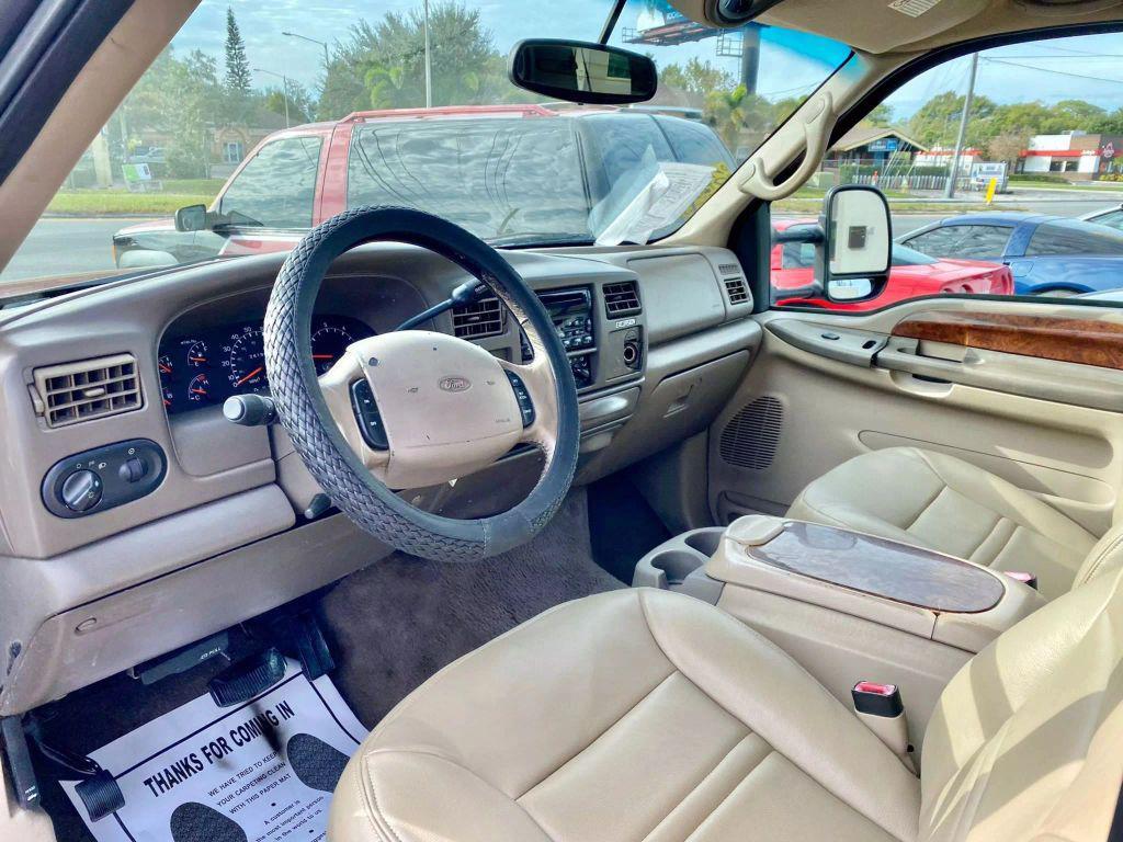 used 2000 Ford Excursion car, priced at $8,995
