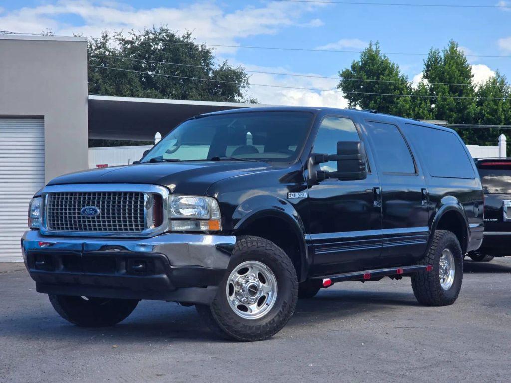 used 2000 Ford Excursion car, priced at $8,995