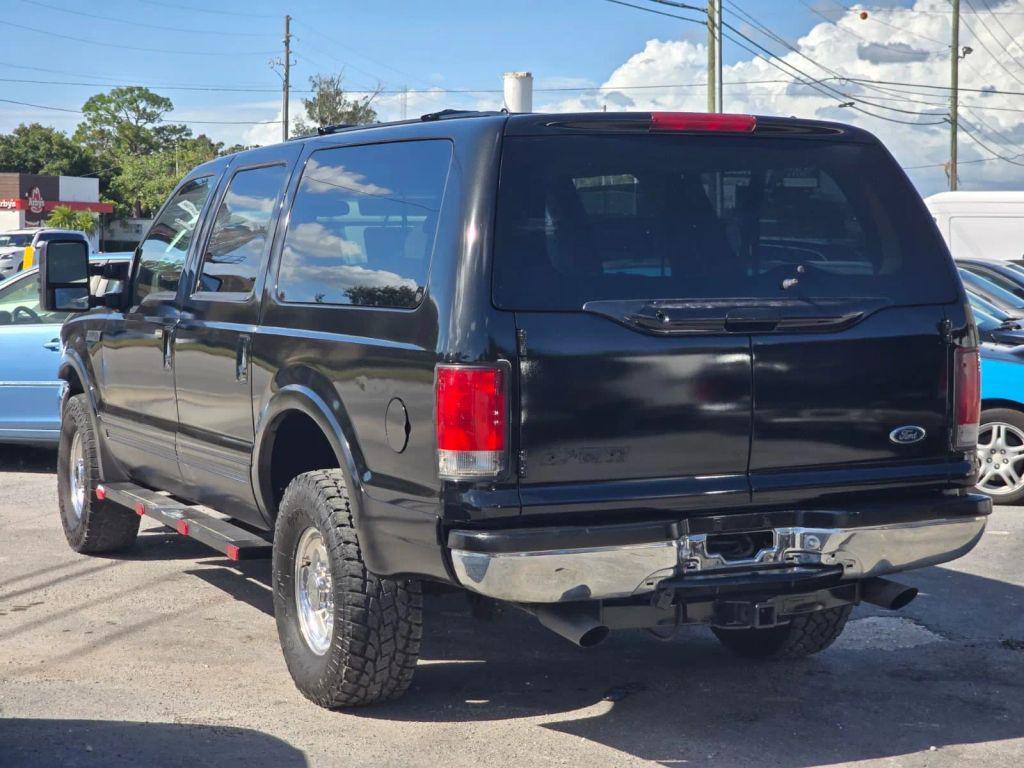 used 2000 Ford Excursion car, priced at $8,995