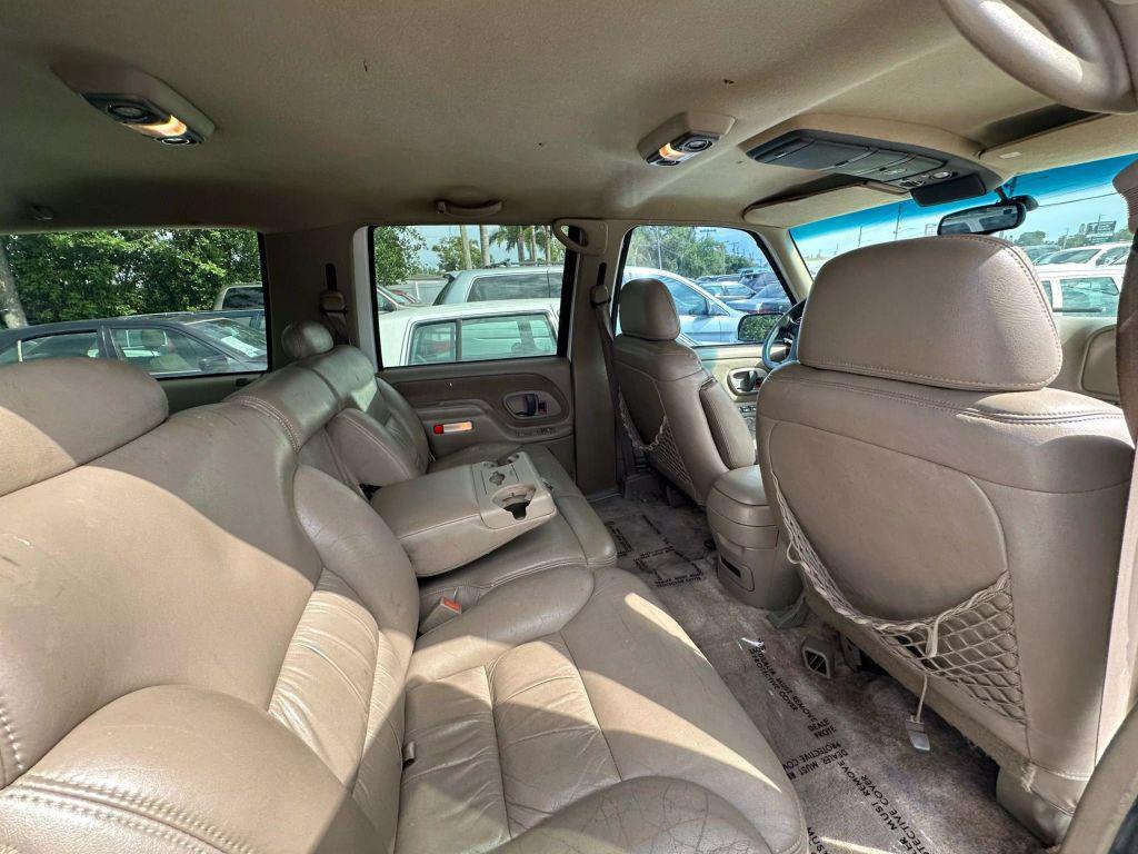 used 1997 GMC Yukon car, priced at $5,995
