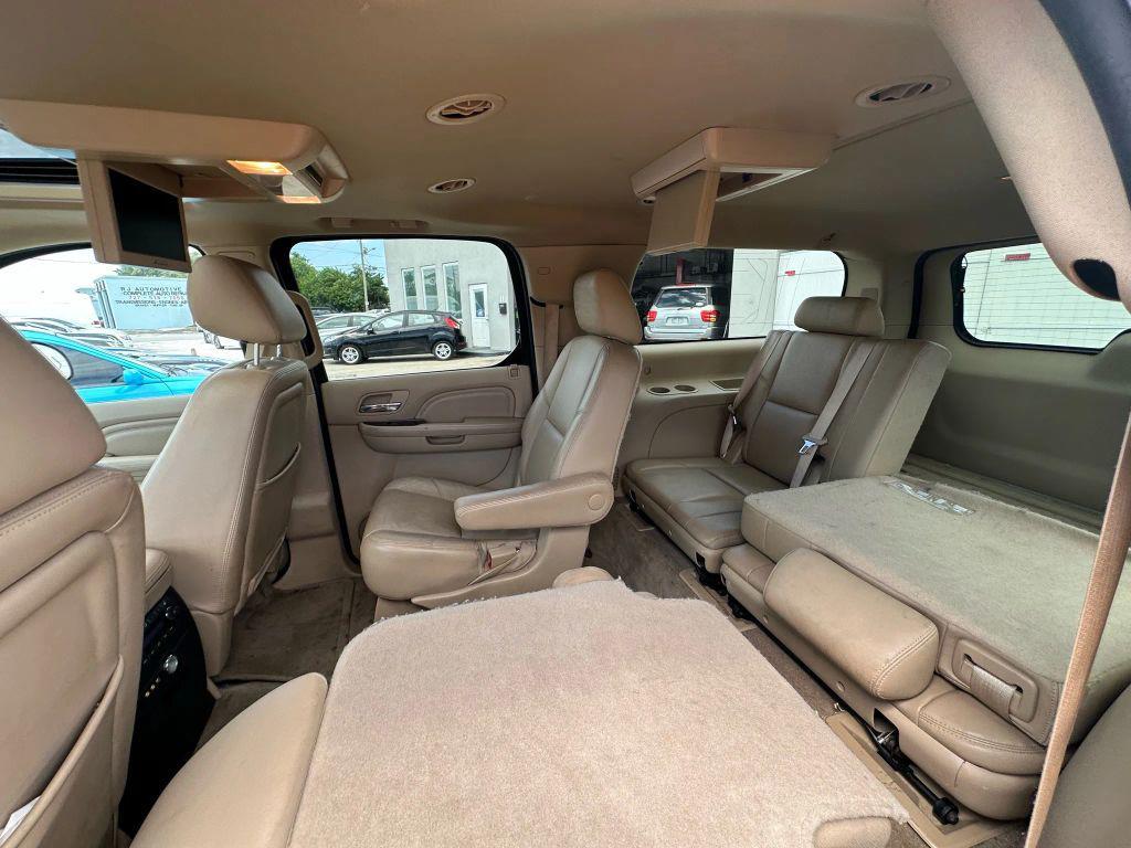 used 2014 Cadillac Escalade ESV car, priced at $11,995