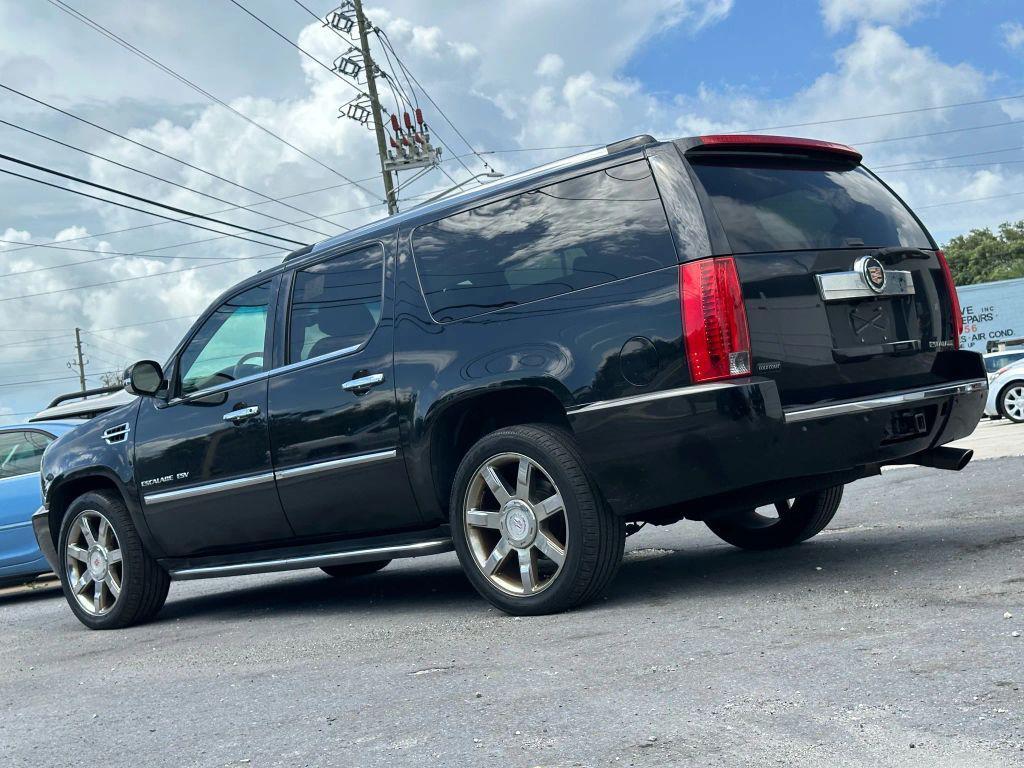 used 2014 Cadillac Escalade ESV car, priced at $11,995
