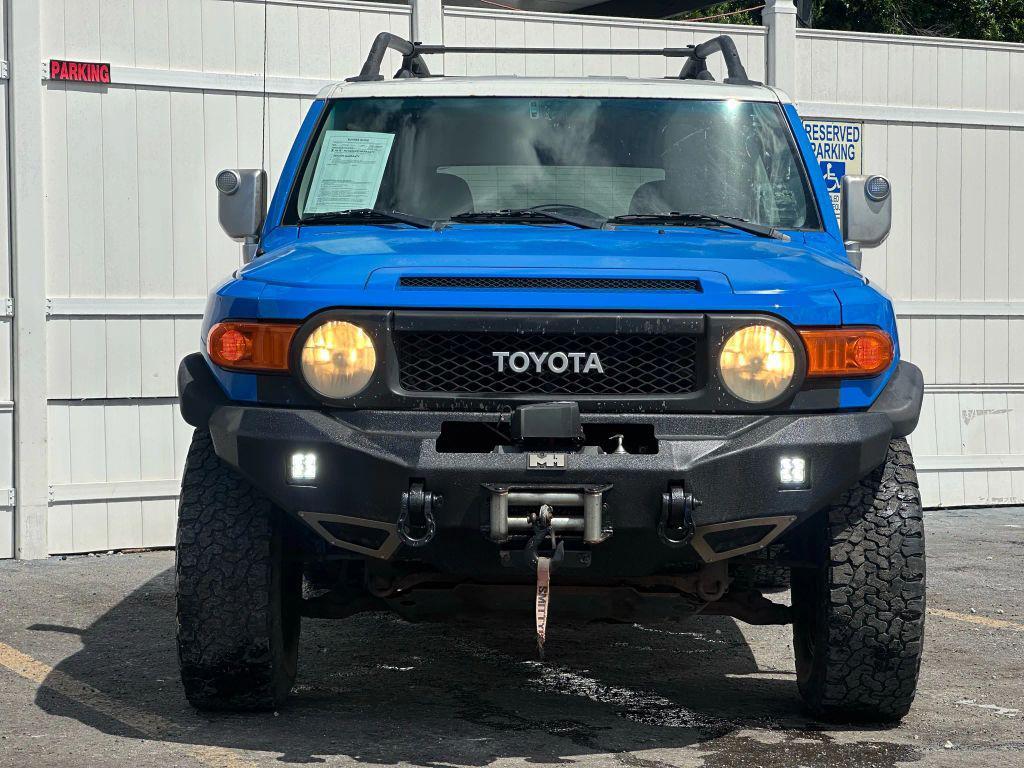 used 2007 Toyota FJ Cruiser car, priced at $8,995