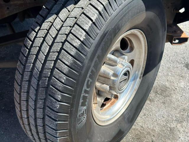 used 2001 Ford Excursion car, priced at $14,995
