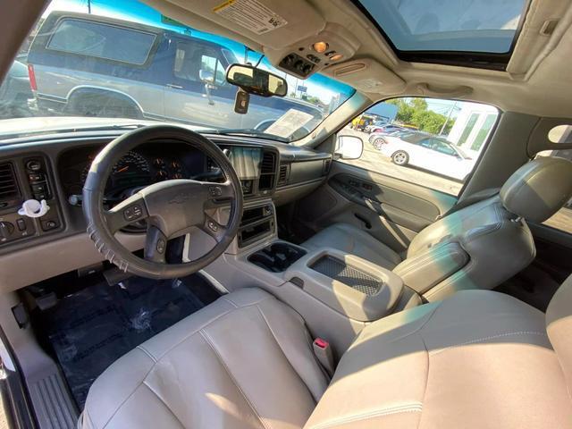 used 2003 Chevrolet Suburban car, priced at $6,995