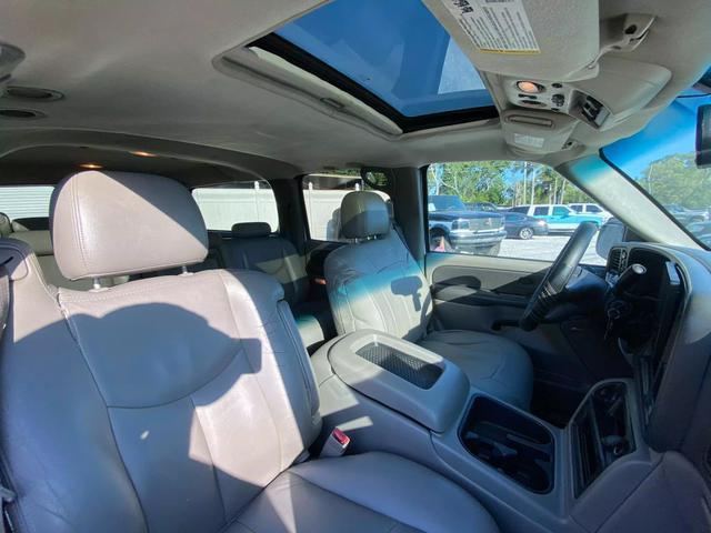 used 2003 Chevrolet Suburban car, priced at $6,995