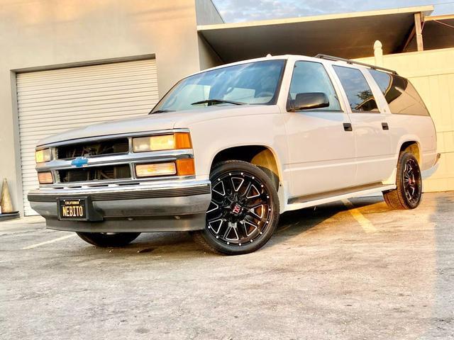 used 1996 Chevrolet Suburban car, priced at $7,995