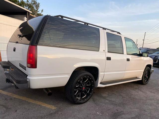 used 1996 Chevrolet Suburban car, priced at $7,995