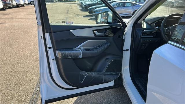 new 2026 Acura MDX car, priced at $61,350