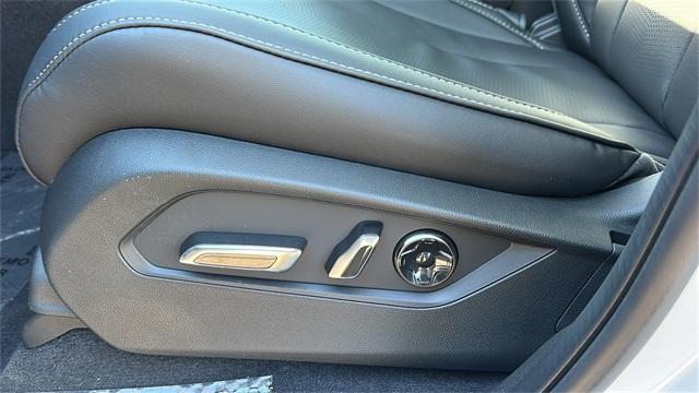 new 2026 Acura MDX car, priced at $61,350