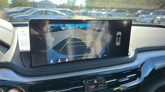 new 2026 Acura MDX car, priced at $61,350