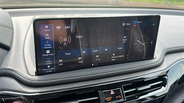 new 2025 Acura MDX car, priced at $68,250