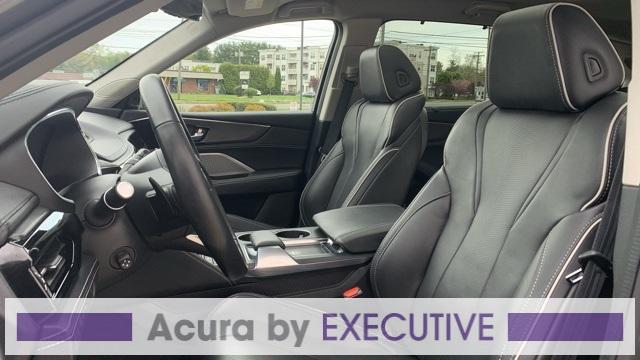 used 2022 Acura MDX car, priced at $43,278