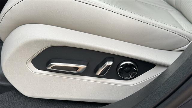 new 2025 Acura RDX car, priced at $95,950