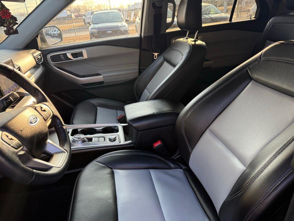 used 2022 Ford Explorer car, priced at $31,999