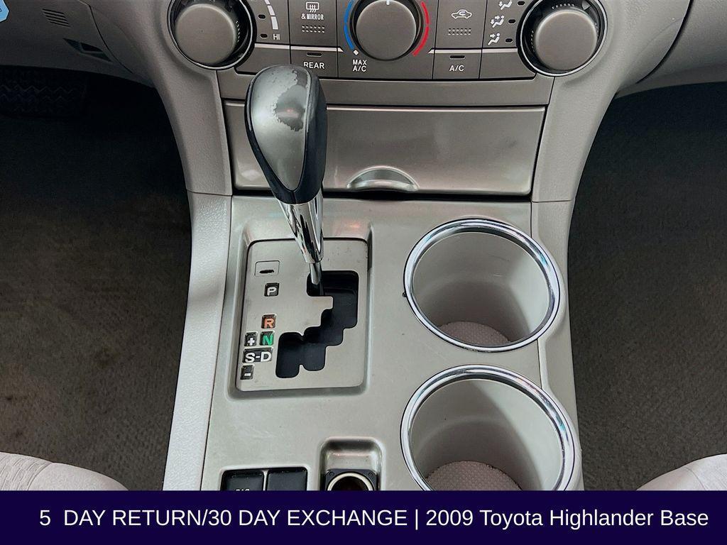 used 2009 Toyota Highlander car, priced at $7,999