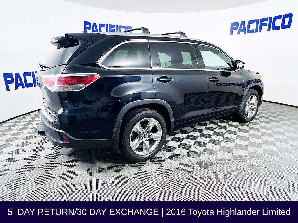 used 2016 Toyota Highlander car, priced at $20,999