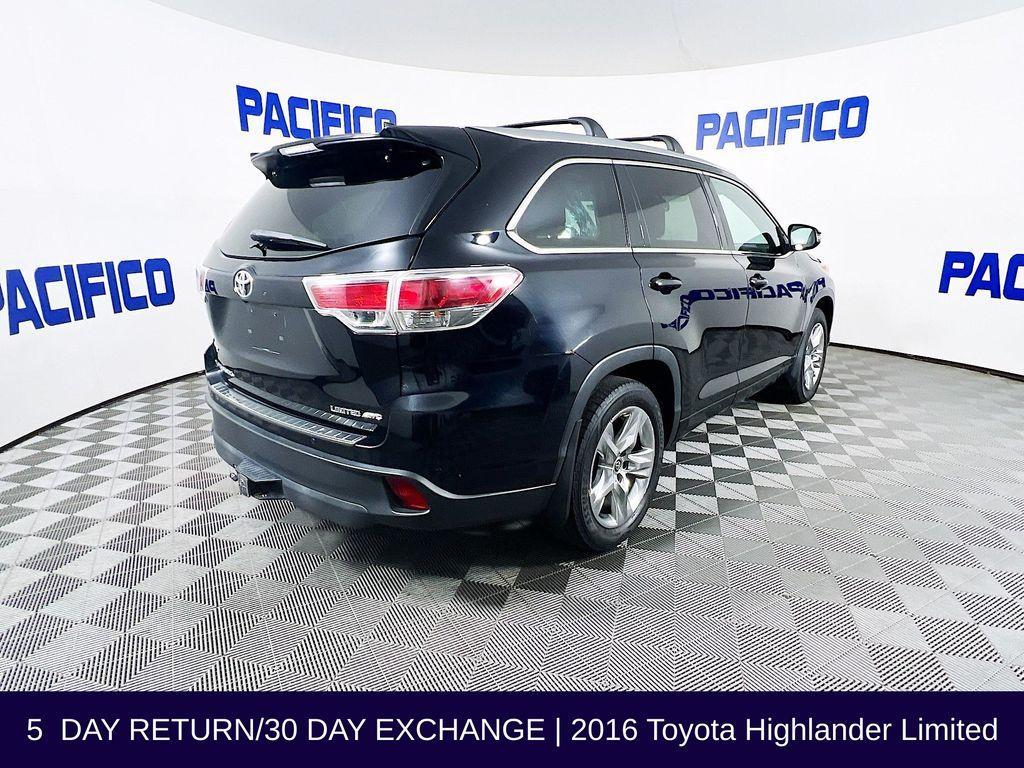 used 2016 Toyota Highlander car, priced at $20,999