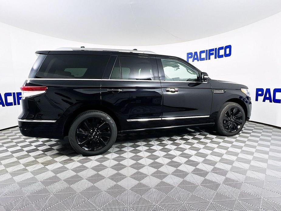 used 2022 Lincoln Navigator car, priced at $65,899