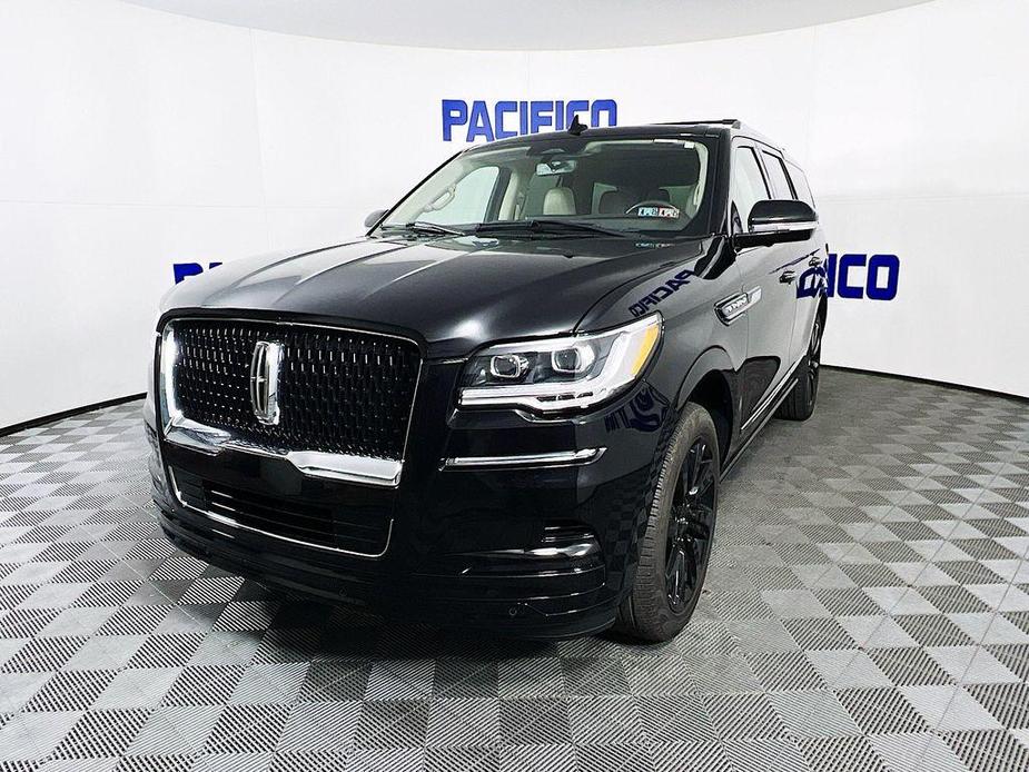 used 2022 Lincoln Navigator car, priced at $65,899