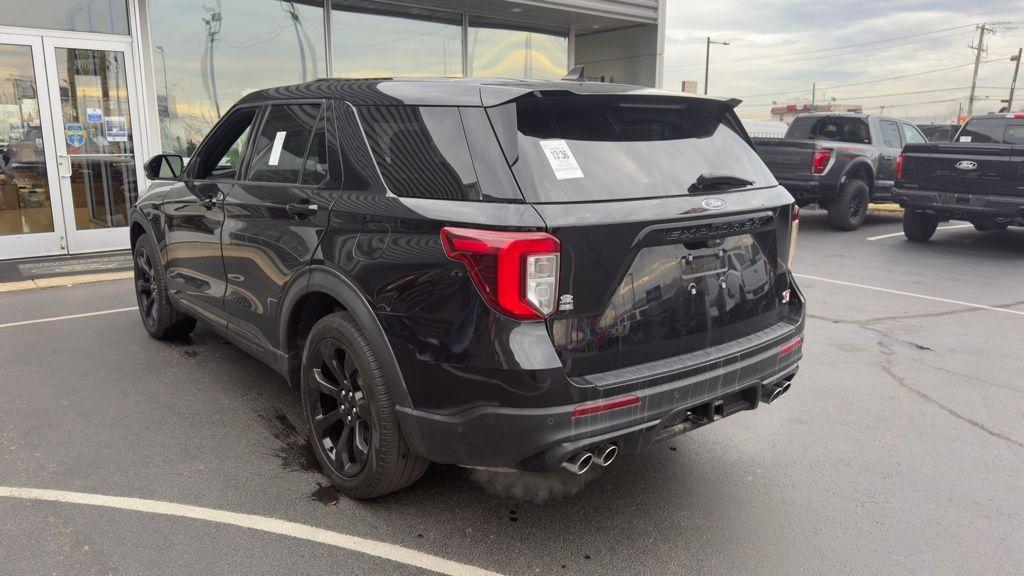used 2022 Ford Explorer car, priced at $40,199