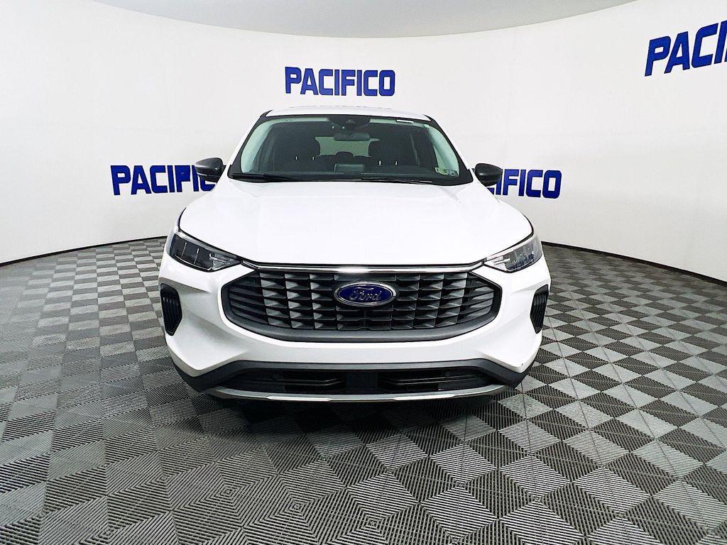 used 2023 Ford Escape car, priced at $23,999