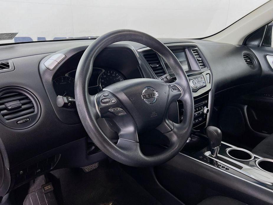 used 2014 Nissan Pathfinder car, priced at $9,799