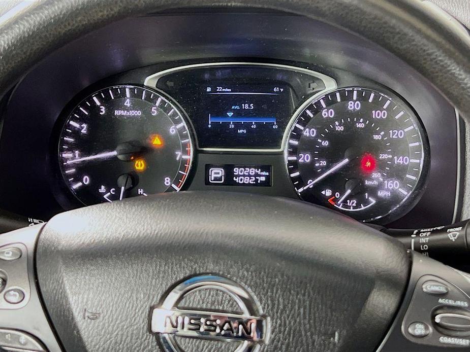 used 2014 Nissan Pathfinder car, priced at $9,799