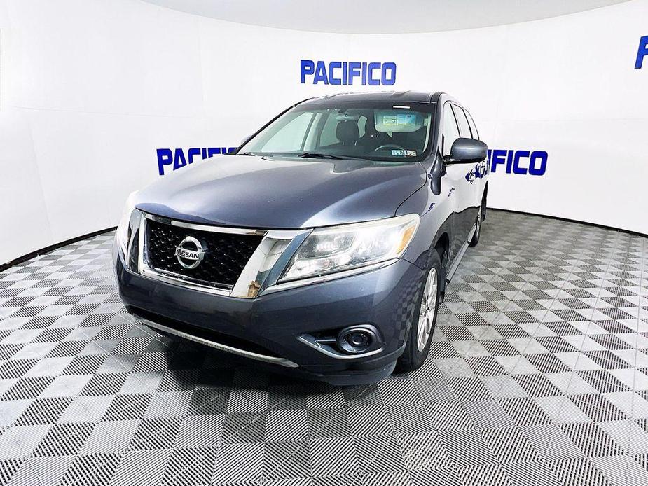 used 2014 Nissan Pathfinder car, priced at $9,799