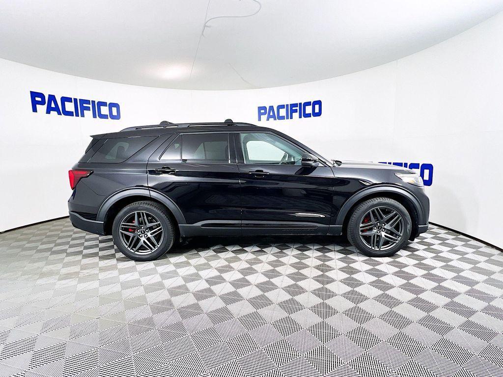 used 2025 Ford Explorer car, priced at $52,999