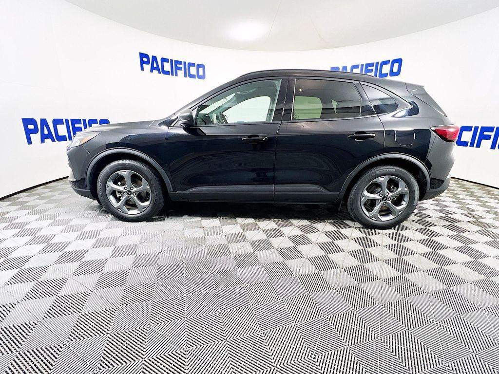 used 2025 Ford Escape car, priced at $25,599