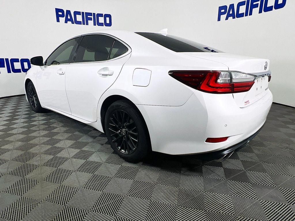 used 2018 Lexus ES 350 car, priced at $26,299