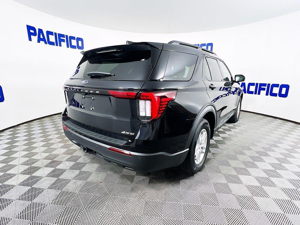 used 2025 Ford Explorer car, priced at $40,999
