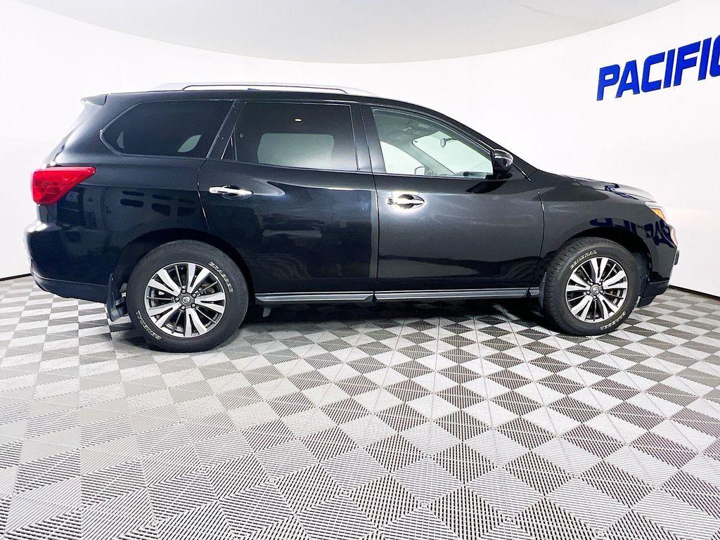 used 2020 Nissan Pathfinder car, priced at $17,499