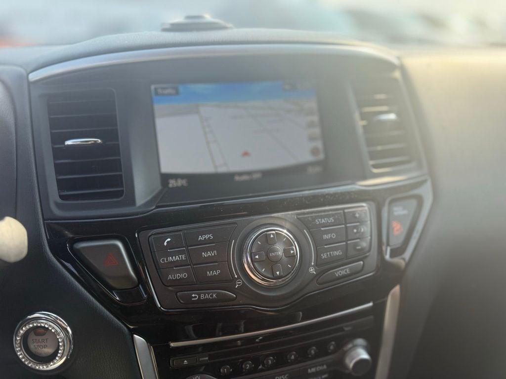 used 2020 Nissan Pathfinder car, priced at $21,999