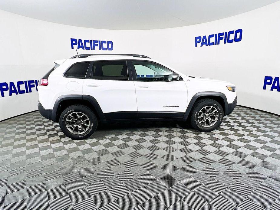 used 2020 Jeep Cherokee car, priced at $23,599