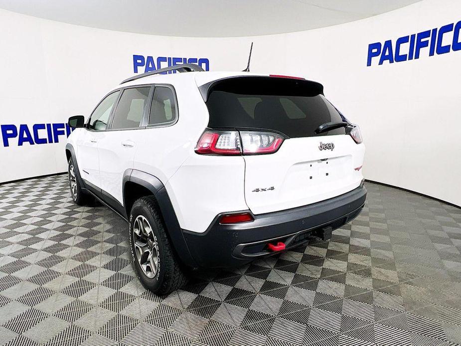 used 2020 Jeep Cherokee car, priced at $23,599