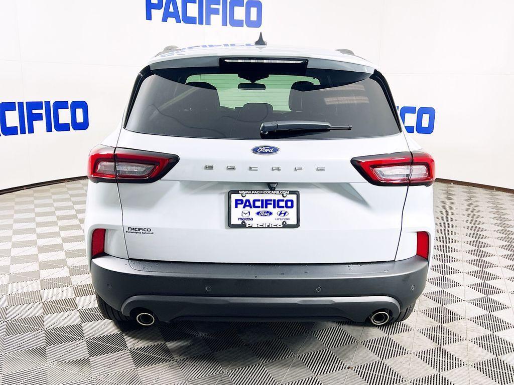 used 2025 Ford Escape car, priced at $26,999