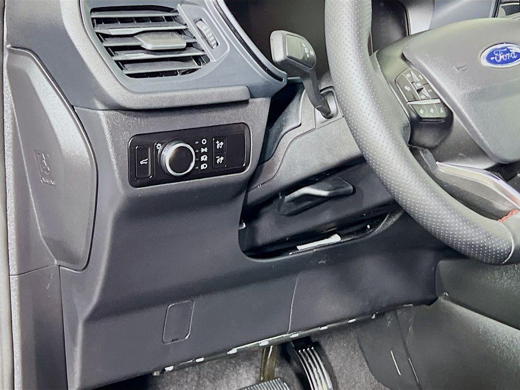 used 2025 Ford Escape car, priced at $26,999