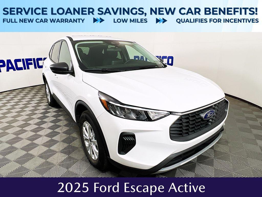 used 2025 Ford Escape car, priced at $28,899