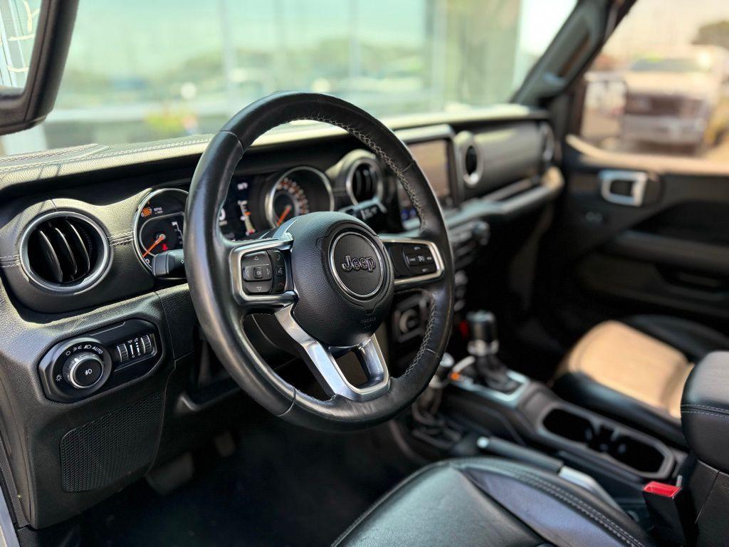 used 2019 Jeep Wrangler Unlimited car, priced at $27,499