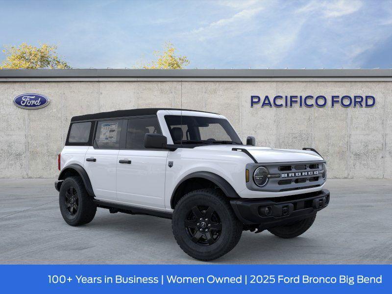 new 2025 Ford Bronco car, priced at $49,670