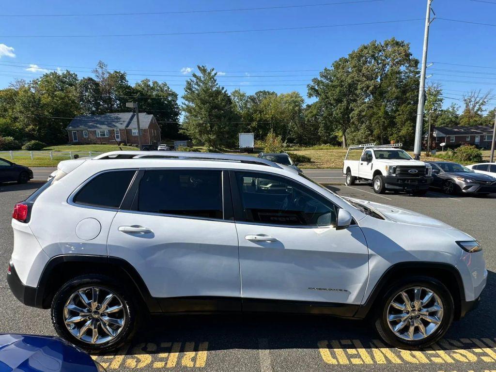 used 2015 Jeep Cherokee car, priced at $11,420
