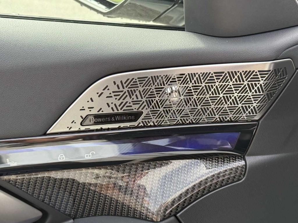 new 2026 BMW M5 car, priced at $129,200