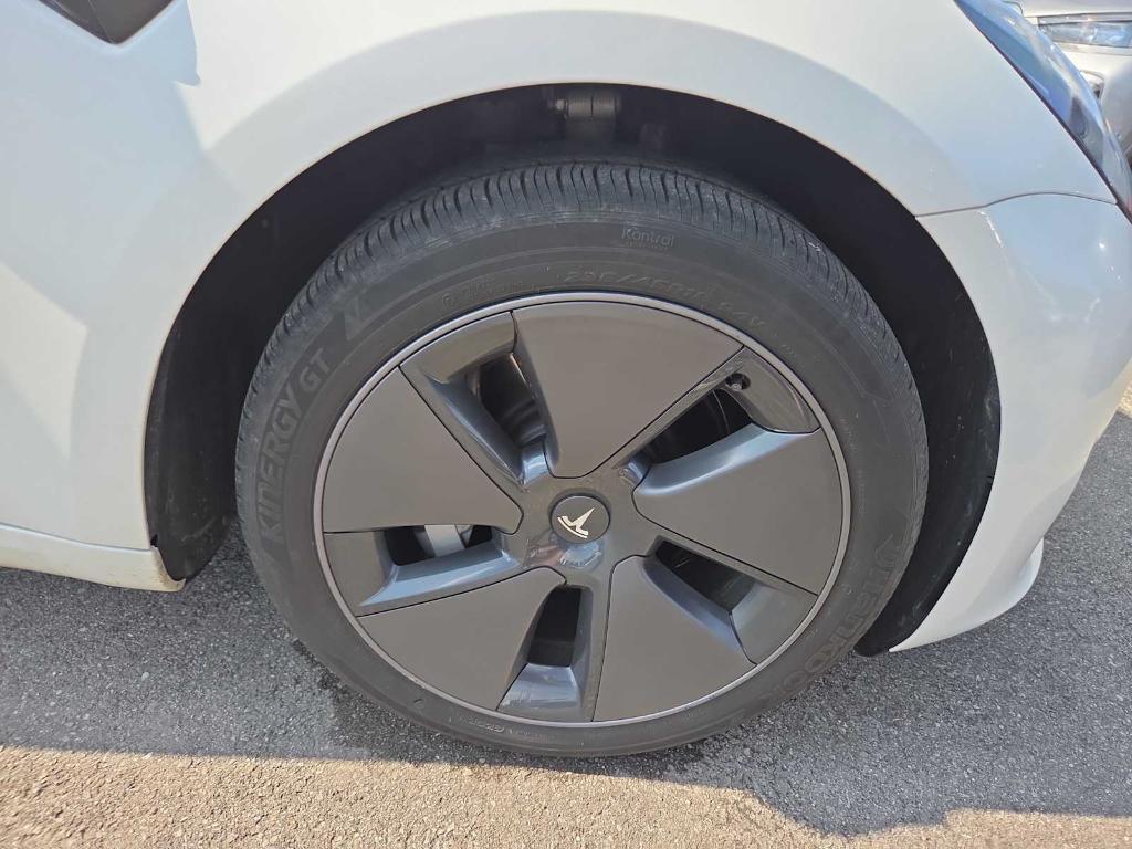 used 2023 Tesla Model 3 car, priced at $25,995