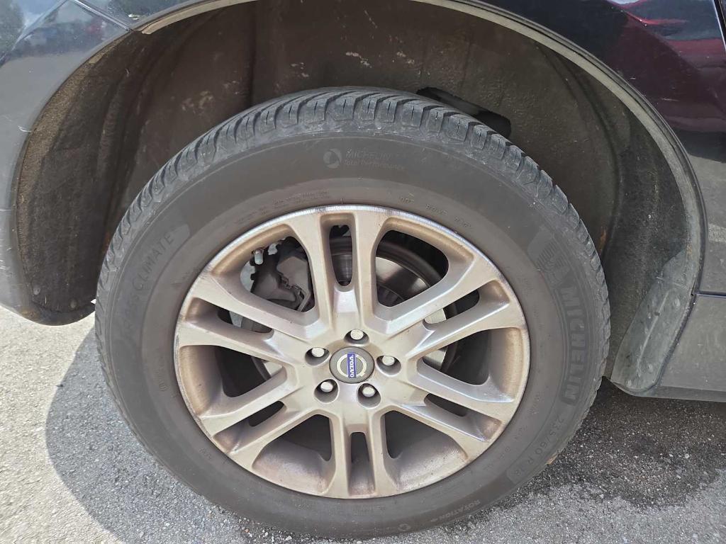 used 2015 Volvo XC60 car, priced at $6,999