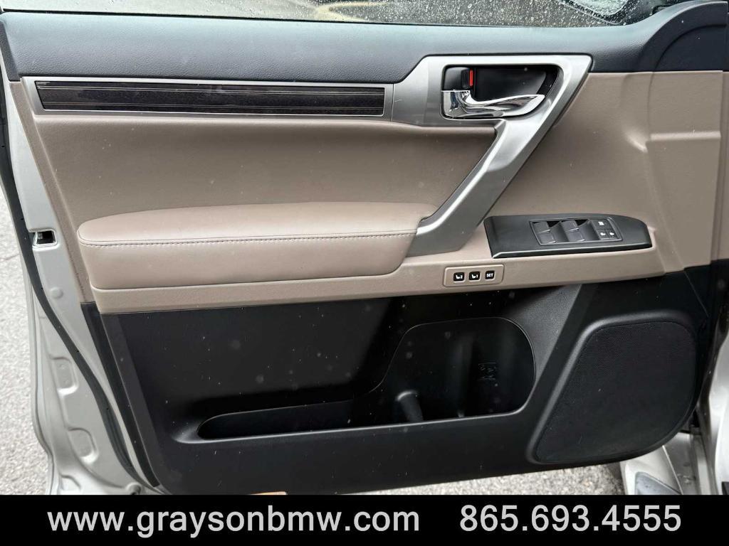 used 2022 Lexus GX 460 car, priced at $53,423