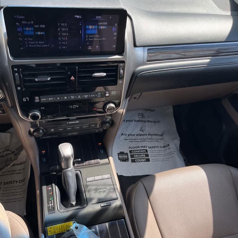 used 2022 Lexus GX 460 car, priced at $53,995