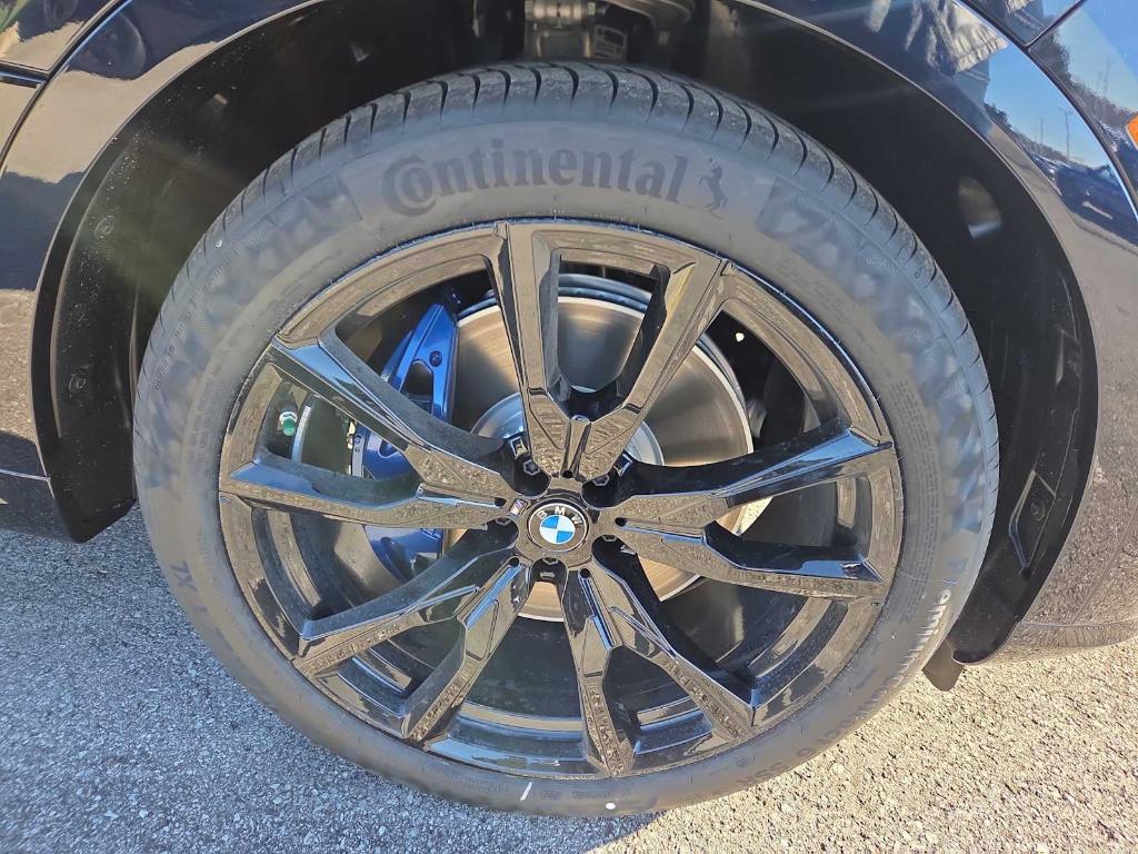 new 2026 BMW X7 car, priced at $102,835